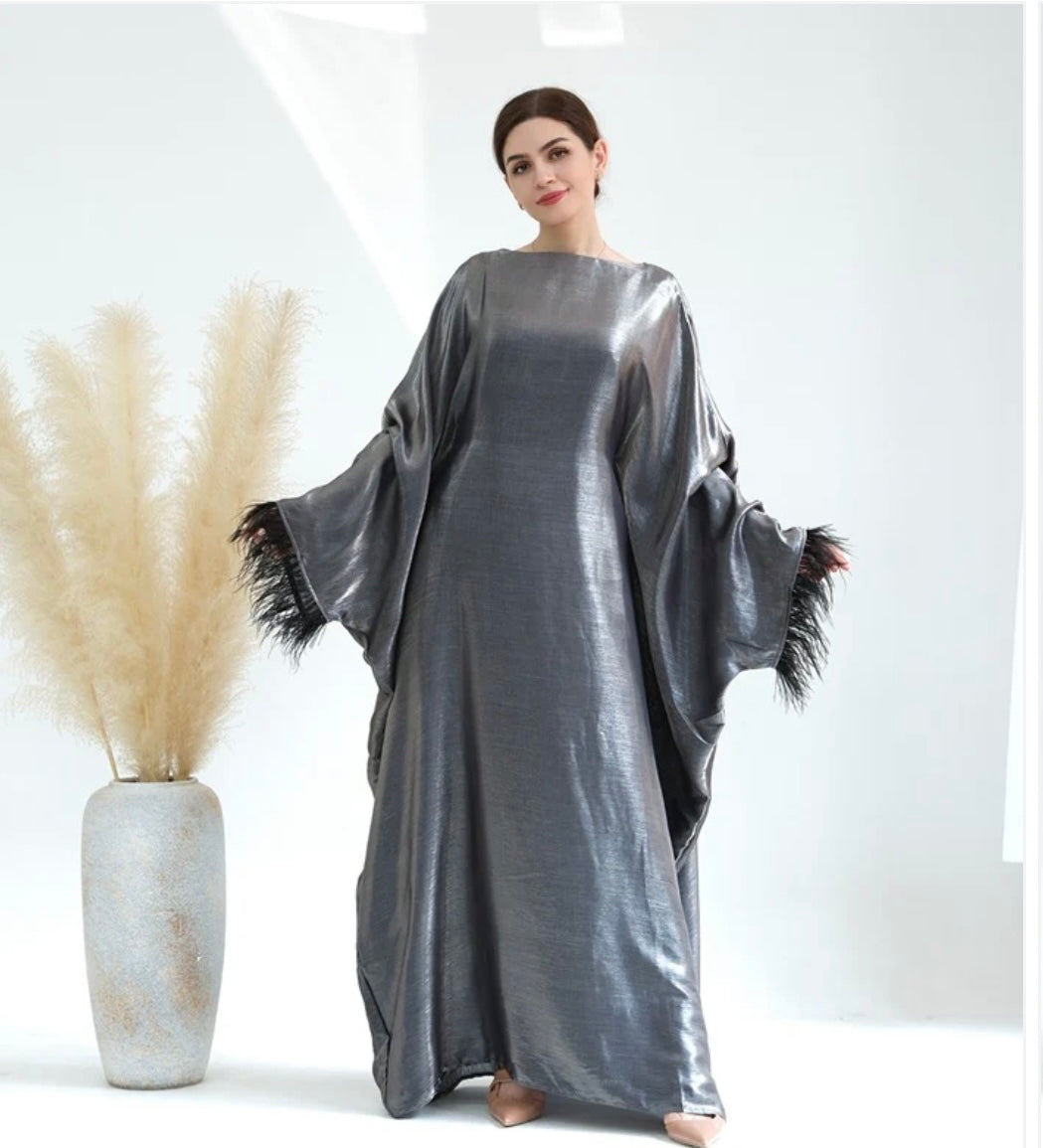 BUTTERFLY ABAYA-GREY Feather Cuff Details