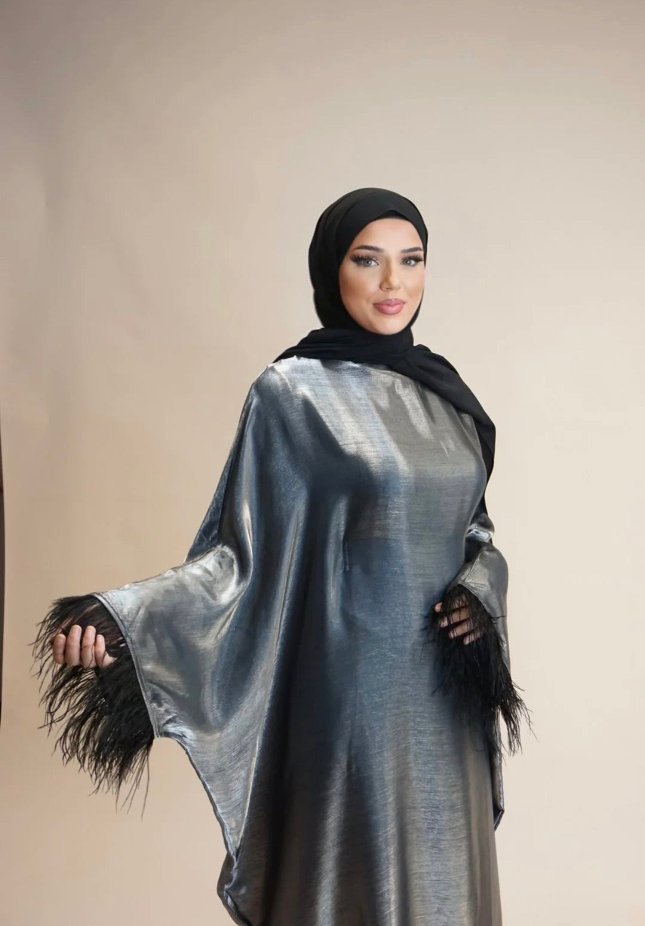 BUTTERFLY ABAYA-GREY Feather Cuff Details